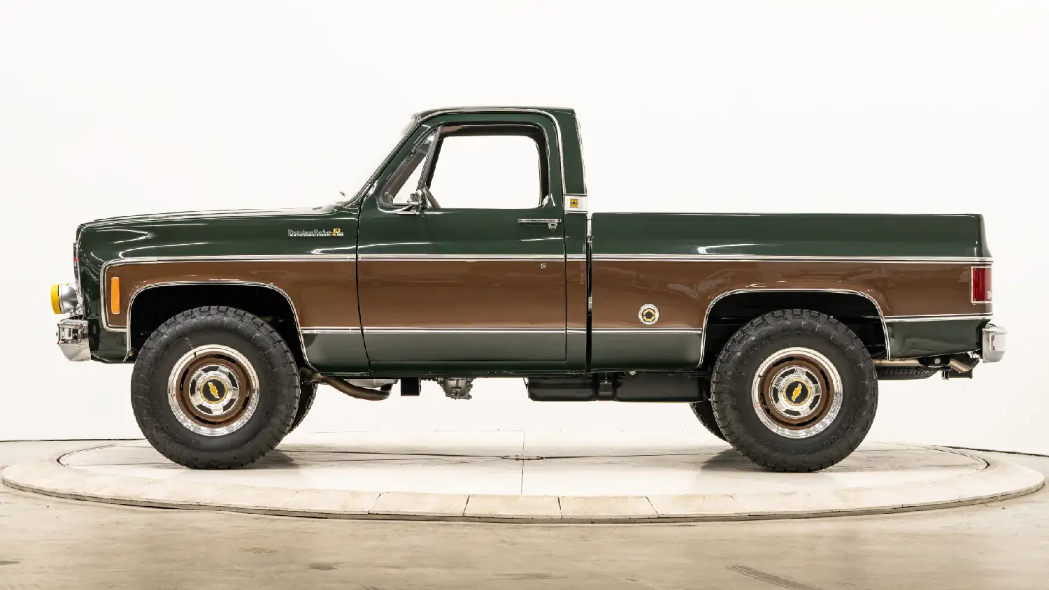1977 Velocity Chevy K10 Square Body